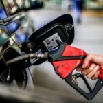 Carro sendo abastecido | Foto: Agência Brasil